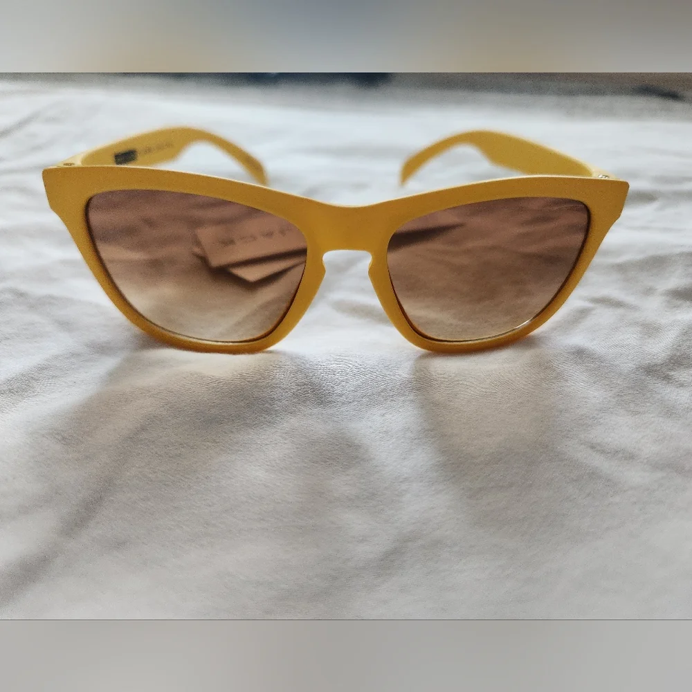 Janie and Jack Classic Yellow Sunglasses- 2-4 Years